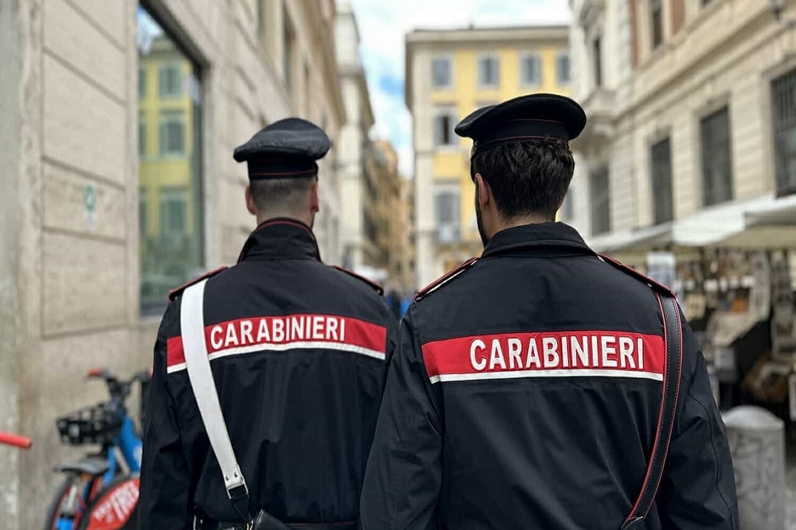 Furti ai Turisti a Roma: Arresti e Interventi dei Carabinieri